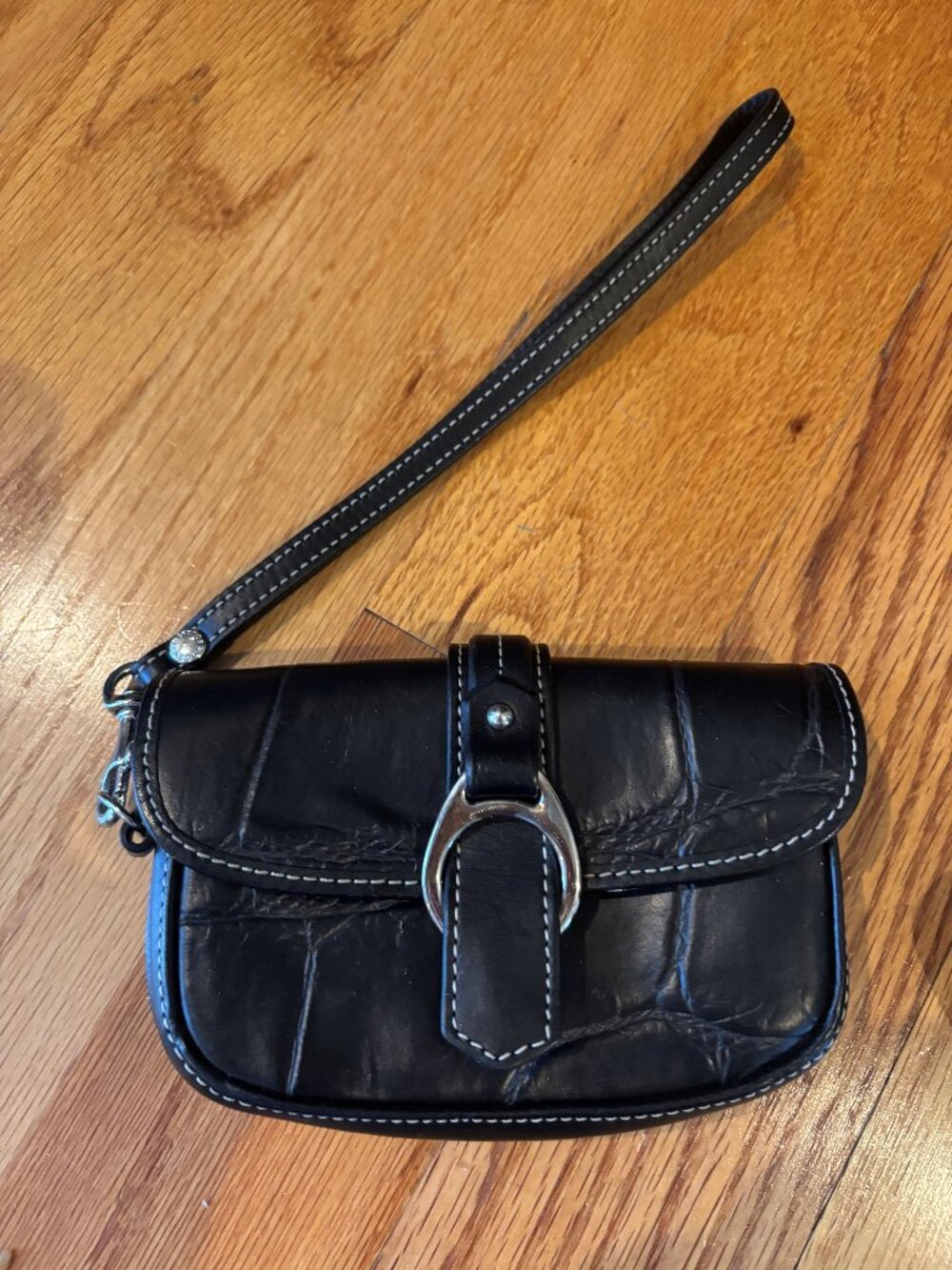 Dooney & Bourke Black Wristlet Clutch